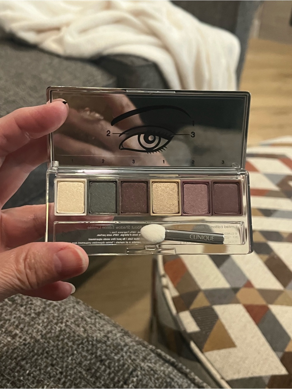 New Clinique Eyeshadow Pallet - Picture 2 of 3